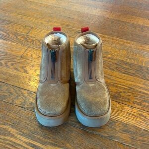 Kids UGG Neumel Tan Suede Platform Zip Boots